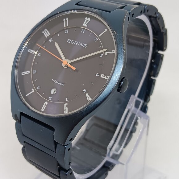 Bering 11739-797 Men's 39mm Dark Blue Slim Profile Titanium Dress Watch - Picture 1 of 11